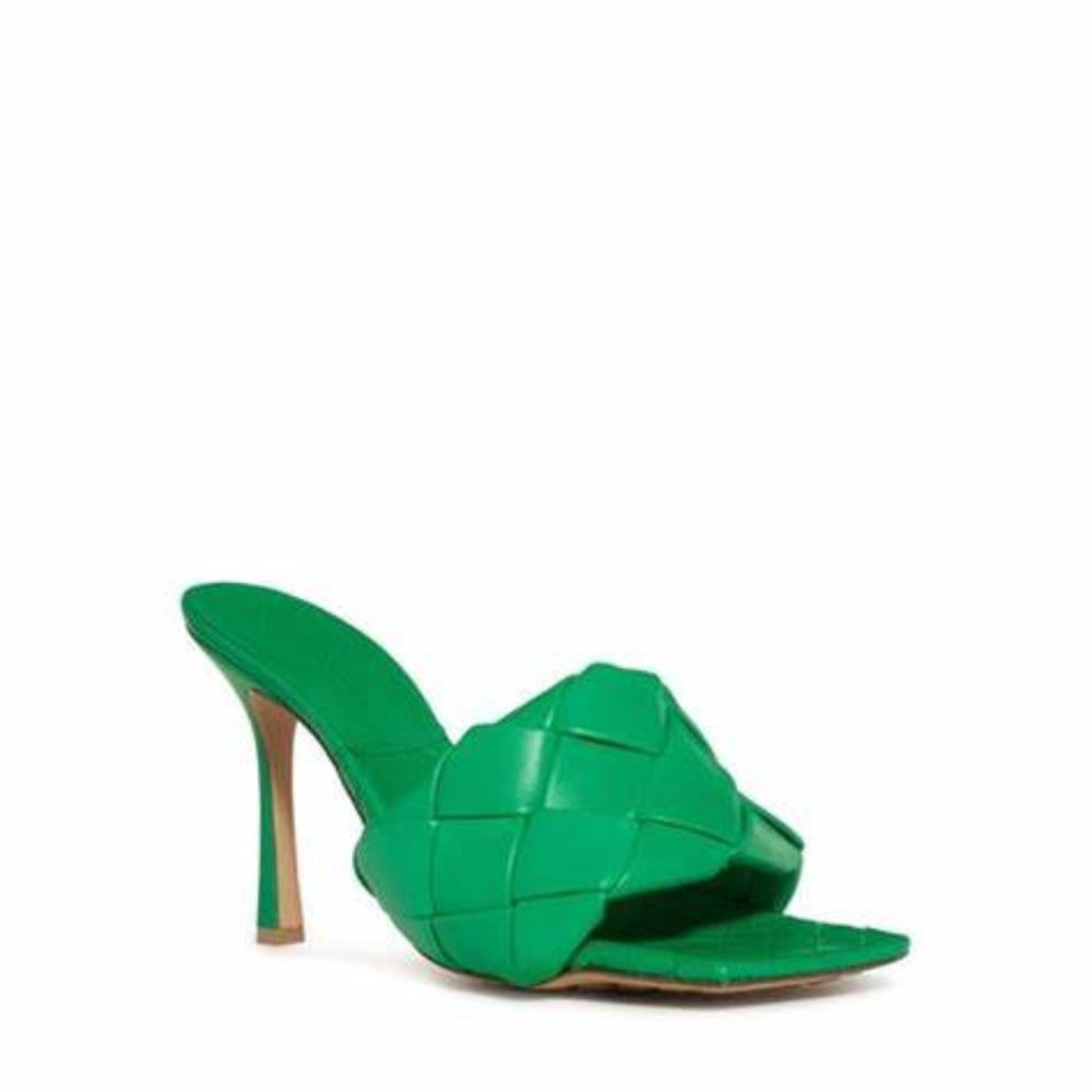 Bottega Veneta Lido Slide Sandal size 39